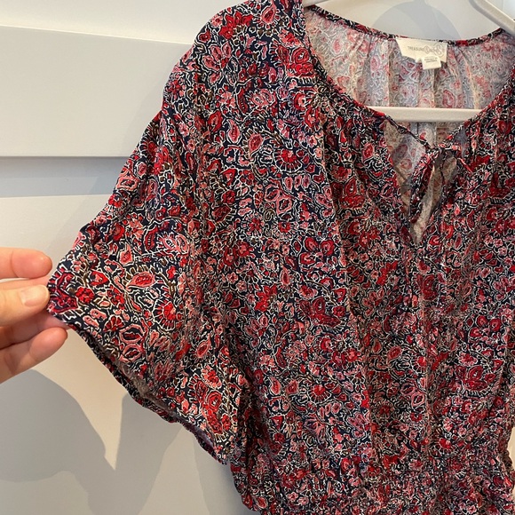 Floral tie neck top - Picture 3 of 6